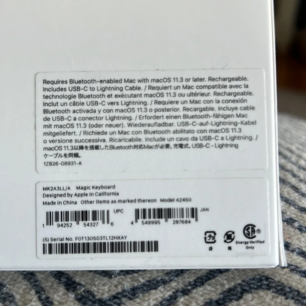 Apple Magic Keyboard for iPad - like new
